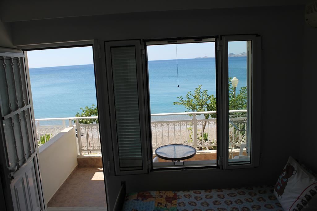 Haraki Aqua Blue Apartment Exterior photo